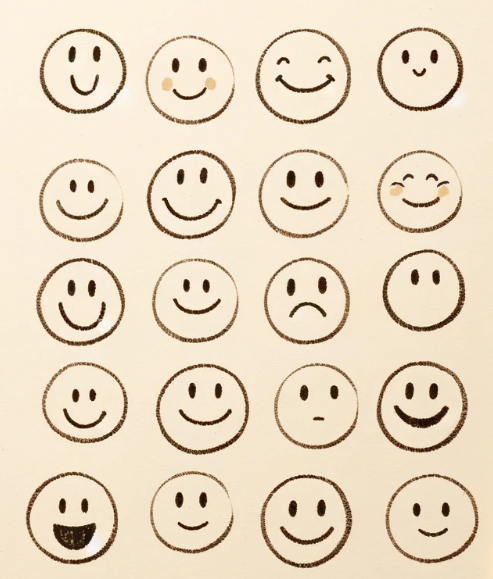 40 Creative Drawing Ideas for When You're Bored 21 A doodle of Smiley Faces: Just simple, happy faces with different expressions